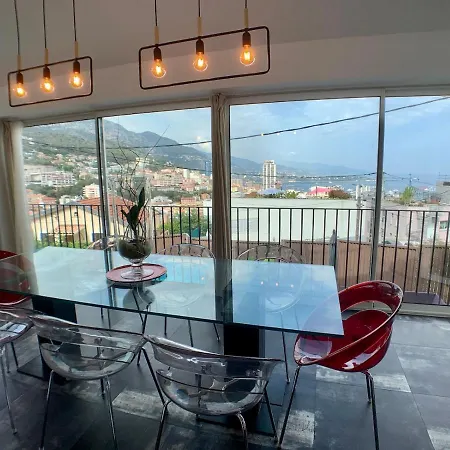 Villa Moderne à Beausoleil Beausoleil